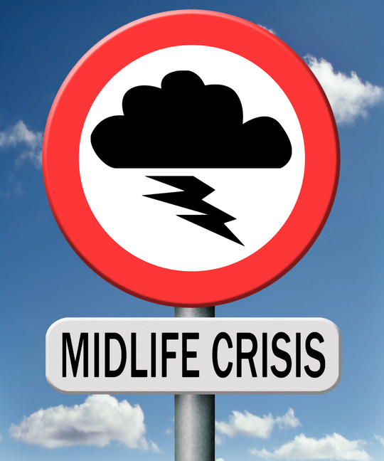 Schild mit der Aufschrift Midlife Crisis